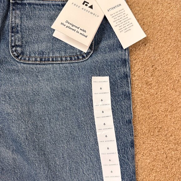 Free Assembly Patch Pocket Jeans Womens Blue Wide Leg Medium Wash Size 6 NWT New - Picture 4 of 10